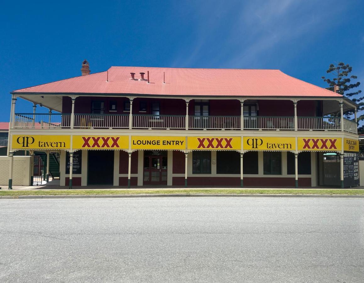 Queensport Tavern And Motel Brisbane Zewnętrze zdjęcie